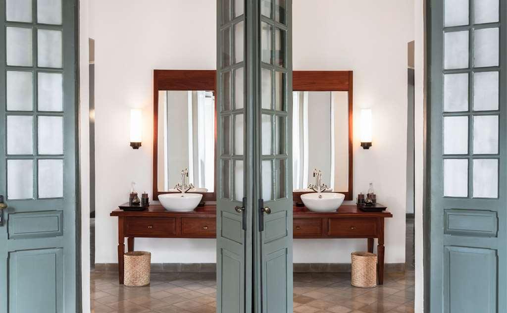 Amantaka Resort Луанг Прабанг Екстериор снимка